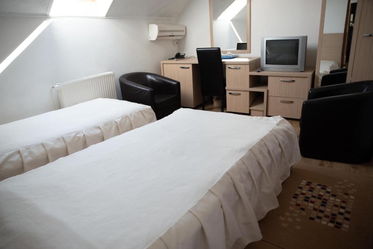 Motel Moara Veche Săcălăşeni Bagian luar foto