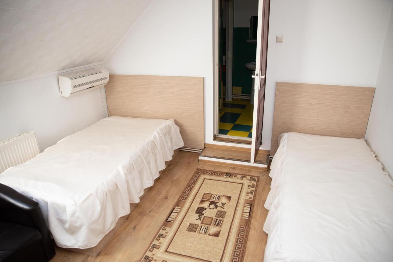 Motel Moara Veche Săcălăşeni Bagian luar foto