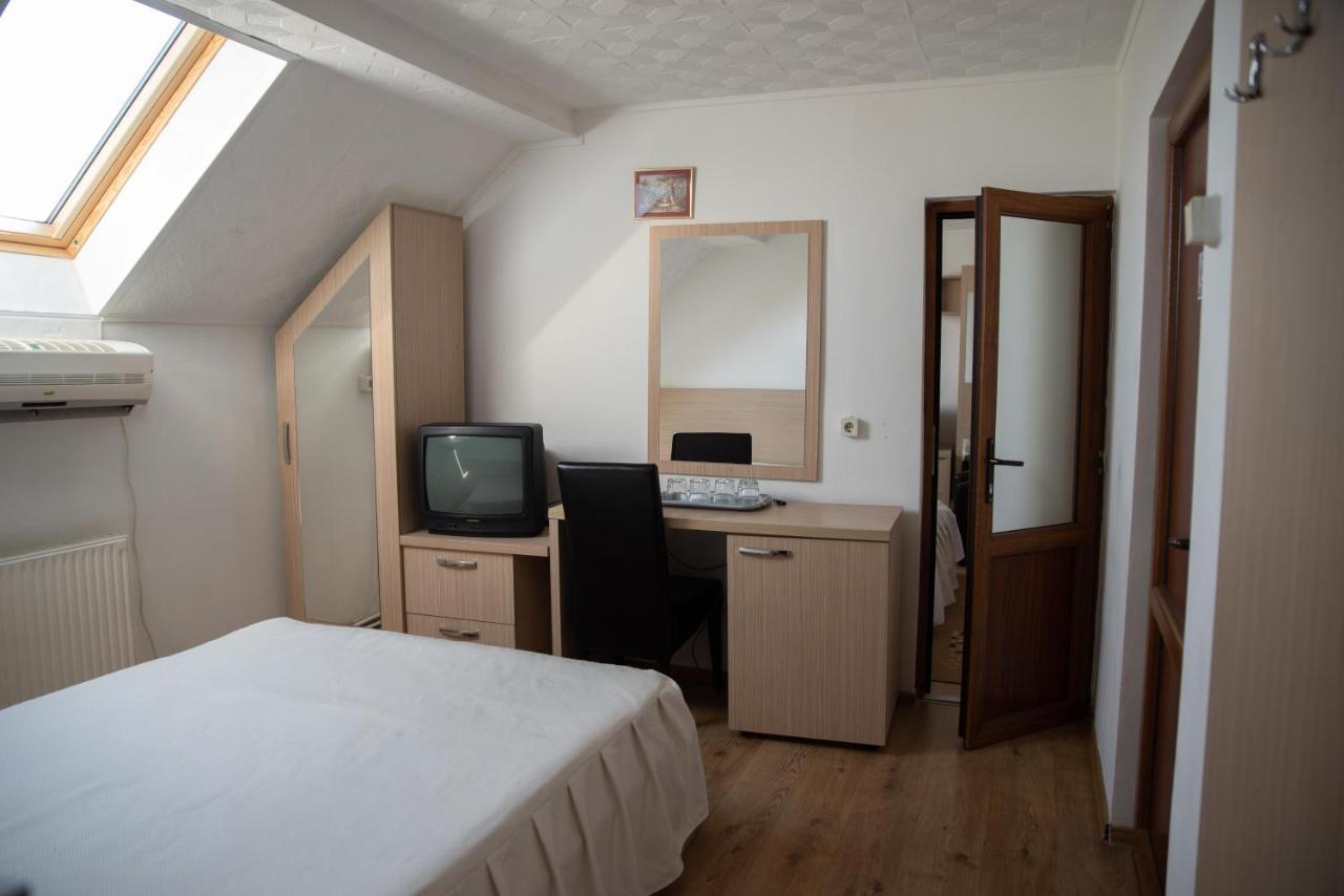 Motel Moara Veche Săcălăşeni Bagian luar foto